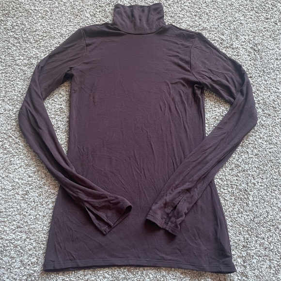 SPANX Better Base Turtleneck Longsleeve Small - Picture 3 of 4